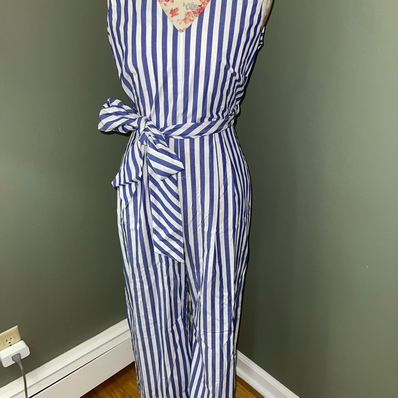 J. Crew ✨NWTs✨ Lighthouse Stripe  Poplin V-Neck - Picture 6 of 11